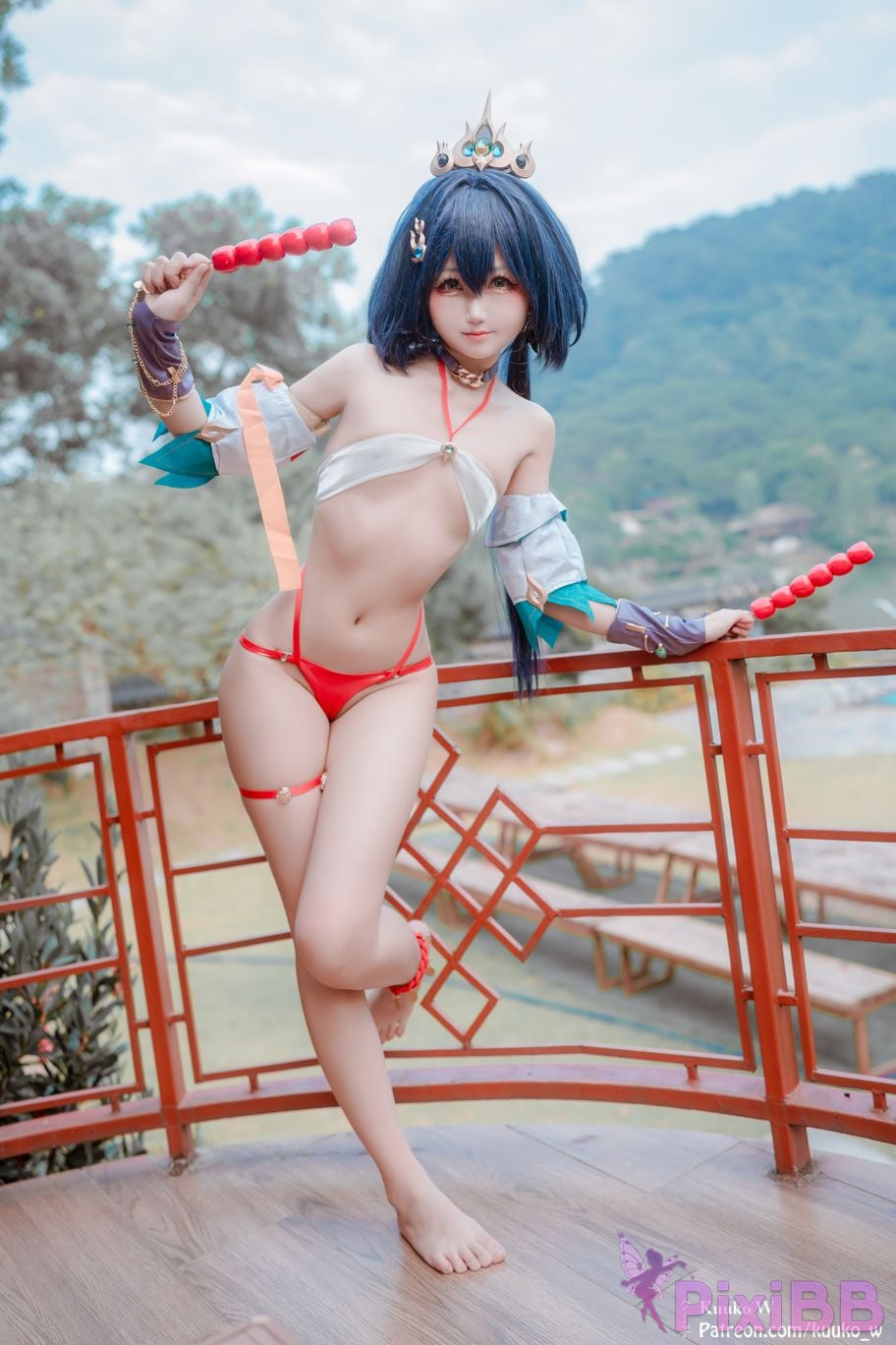 Cosplayer KuukoW Yunli PixiBB.COM 010