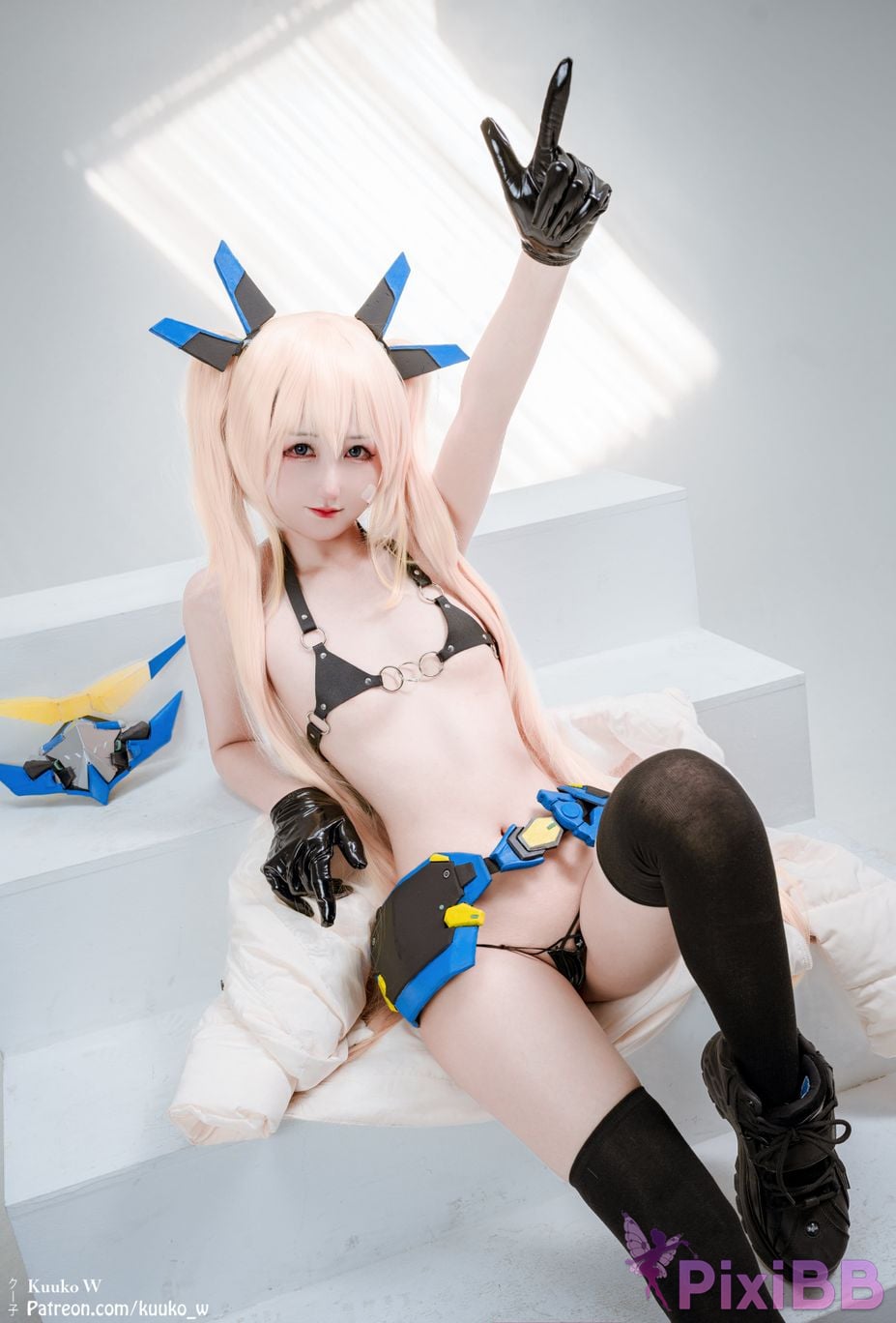Coser KuukoW No.129 Hero Laplace NIKKE PixiBB.COM 006