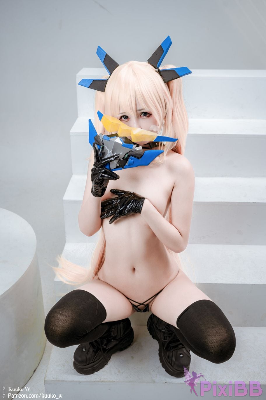 Coser KuukoW No.129 Hero Laplace NIKKE PixiBB.COM 015