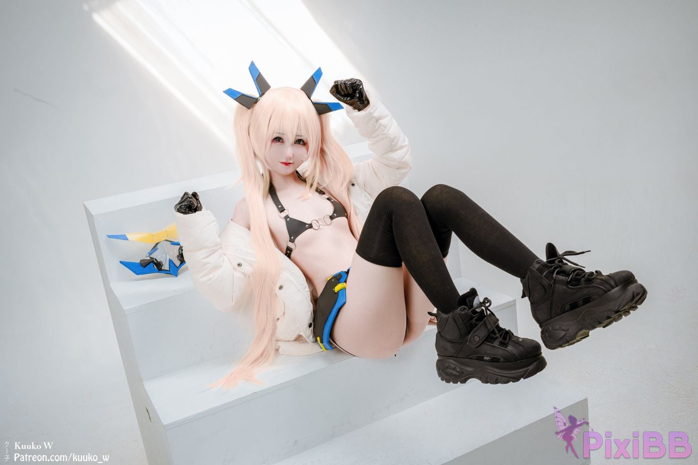 Coser KuukoW No.129 Hero Laplace NIKKE PixiBB.COM 022