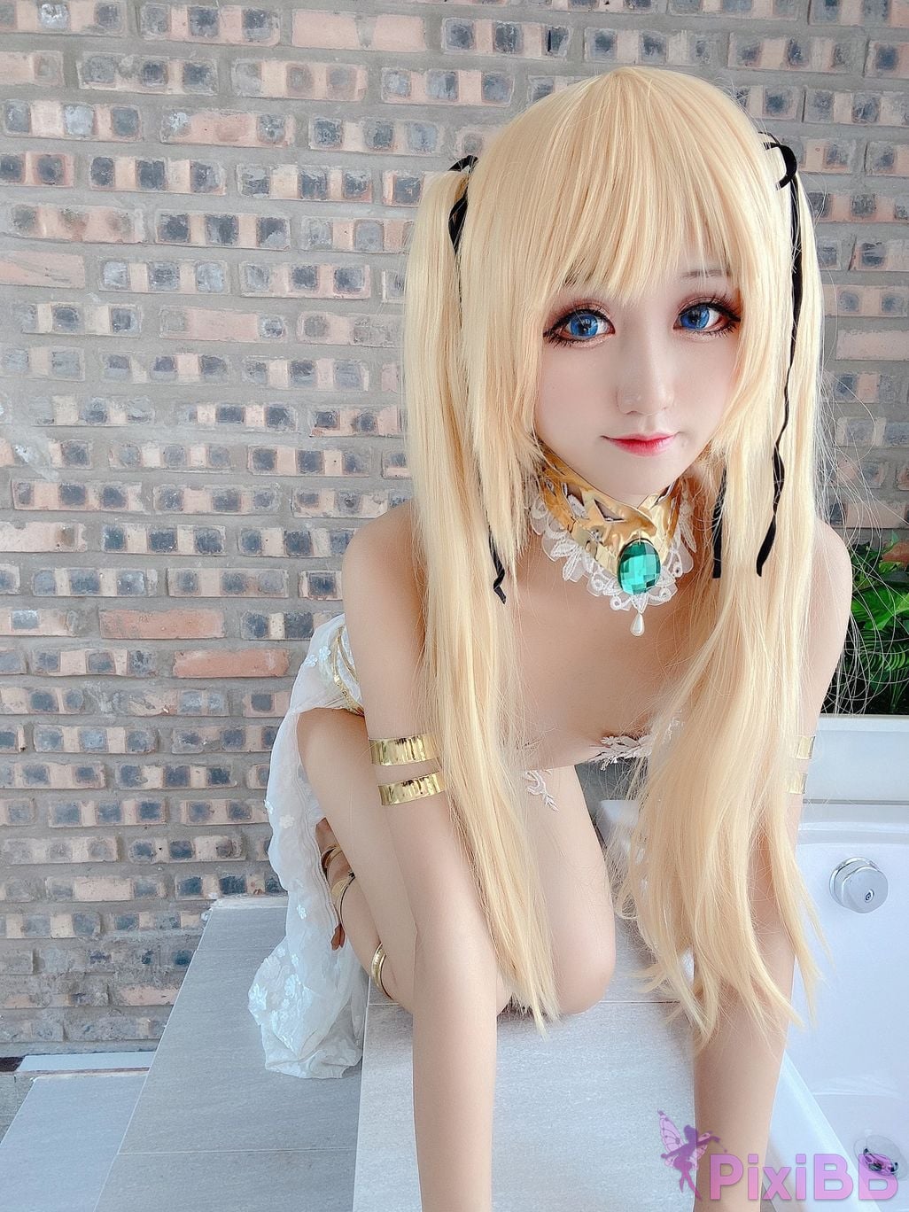 Coser KuukoW No.004 Marie Rose Selfie PixiBB.COM 004