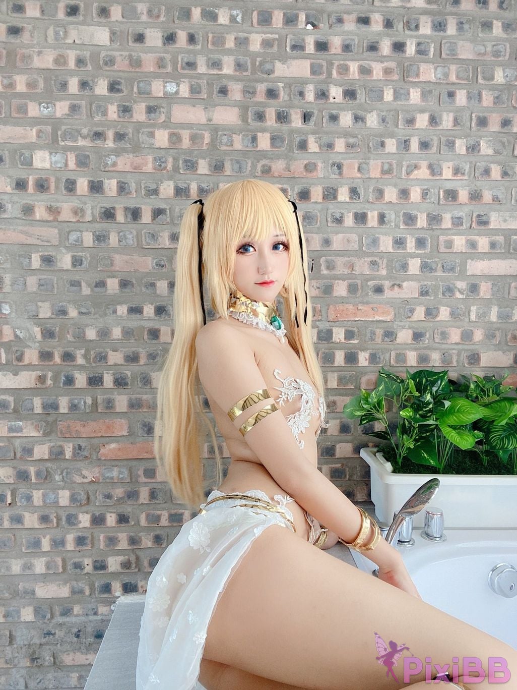 Coser KuukoW No.004 Marie Rose Selfie PixiBB.COM 030