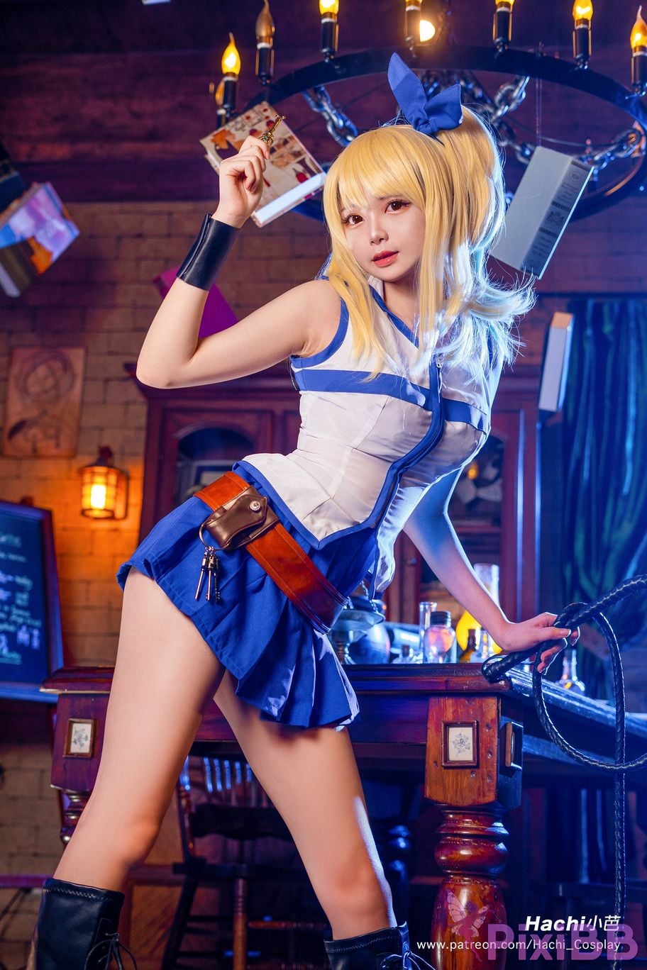 Coser Hachi Lucy Heartfilia PixiBB.COM 010