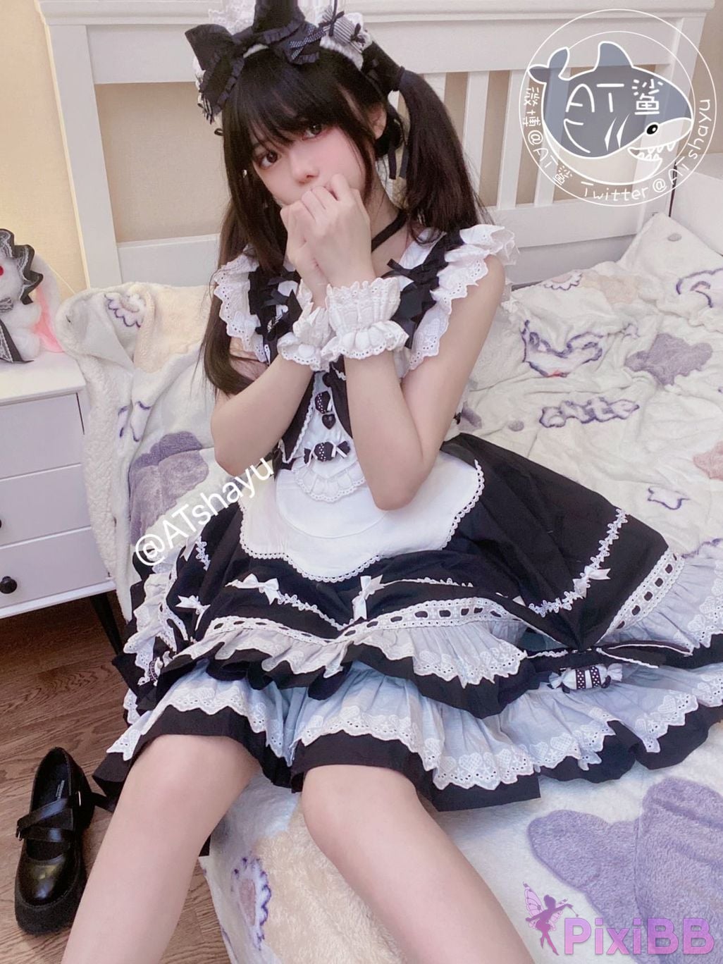 Coser AT Lolita PixiBB.COM 013
