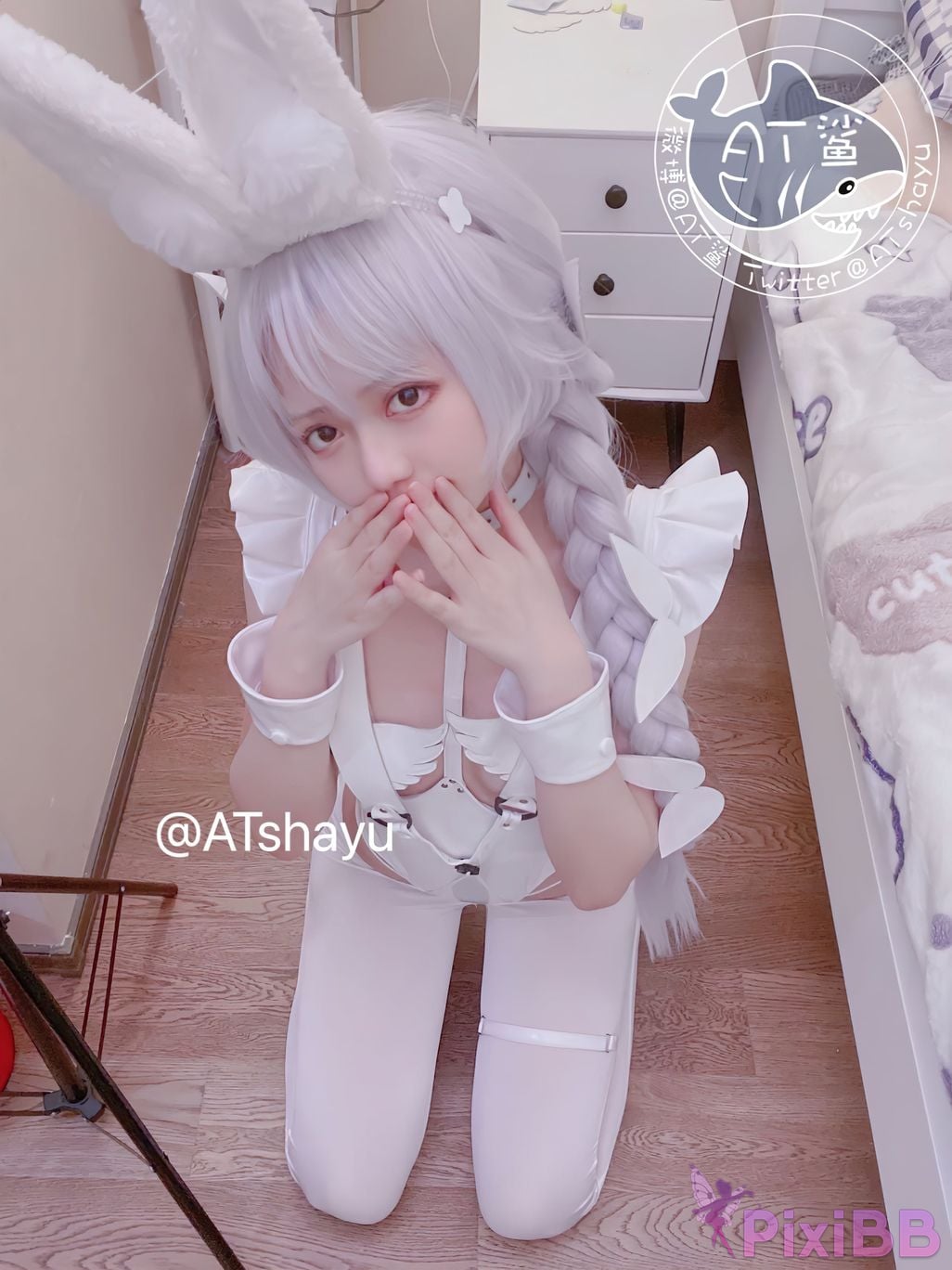 Coser AT PixiBB.COM 055