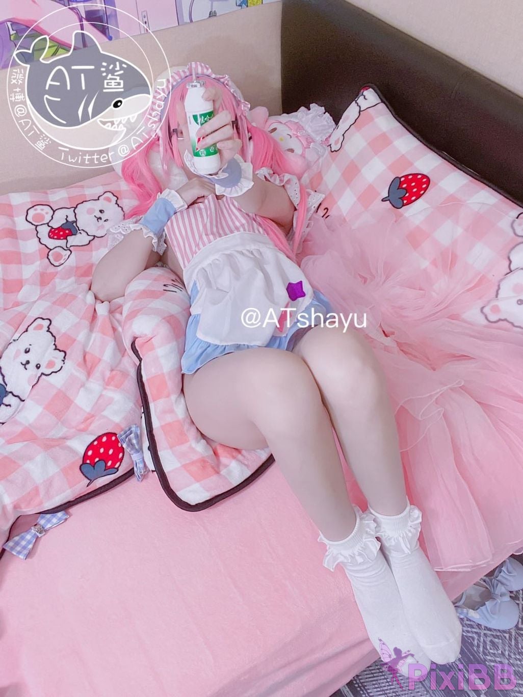 Coser AT PixiBB.COM 003