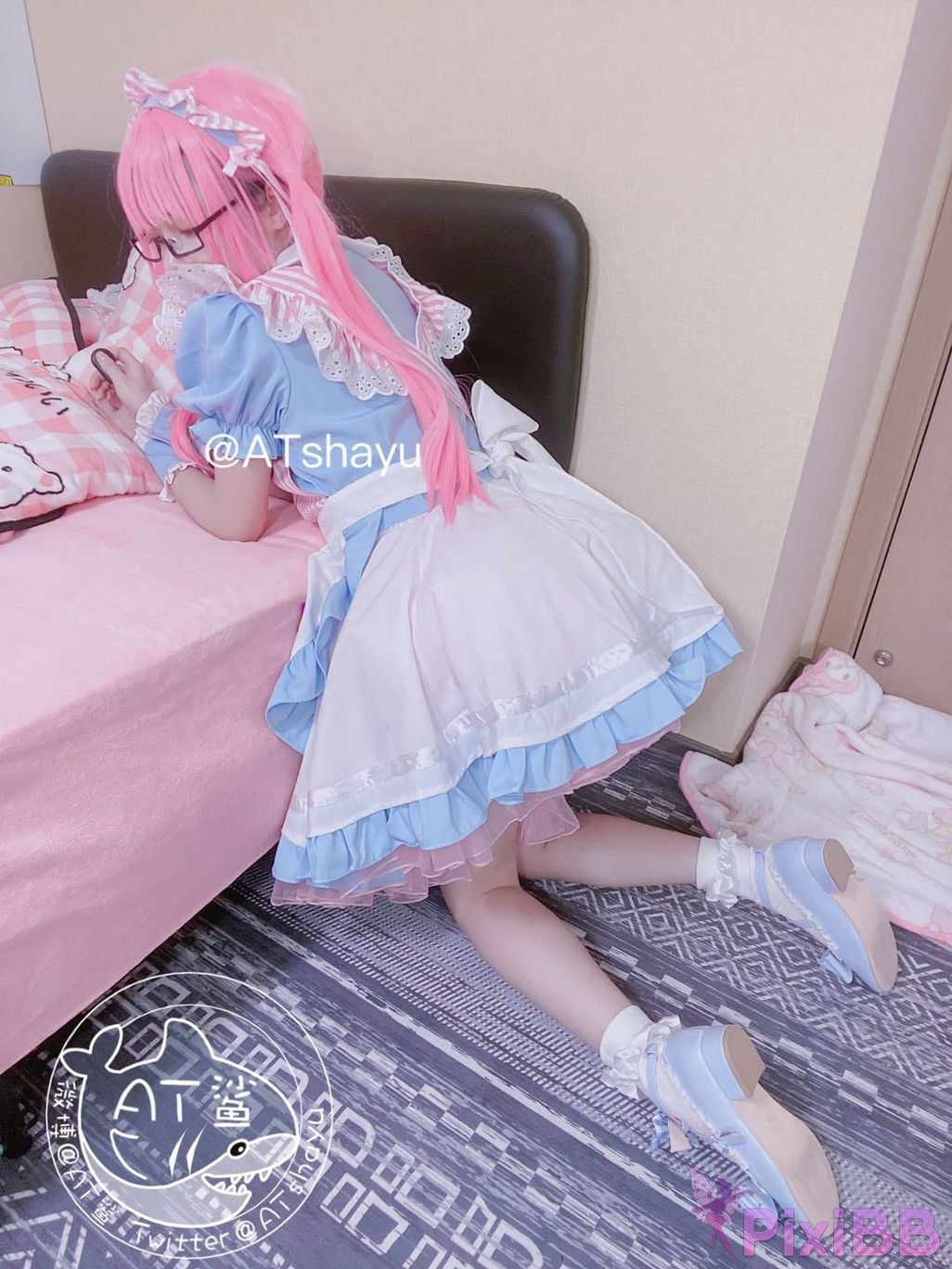 Coser AT PixiBB.COM 011