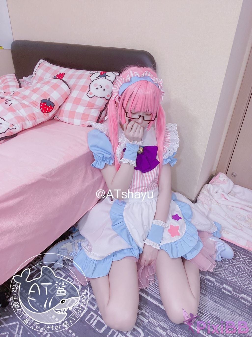 Coser AT PixiBB.COM 012