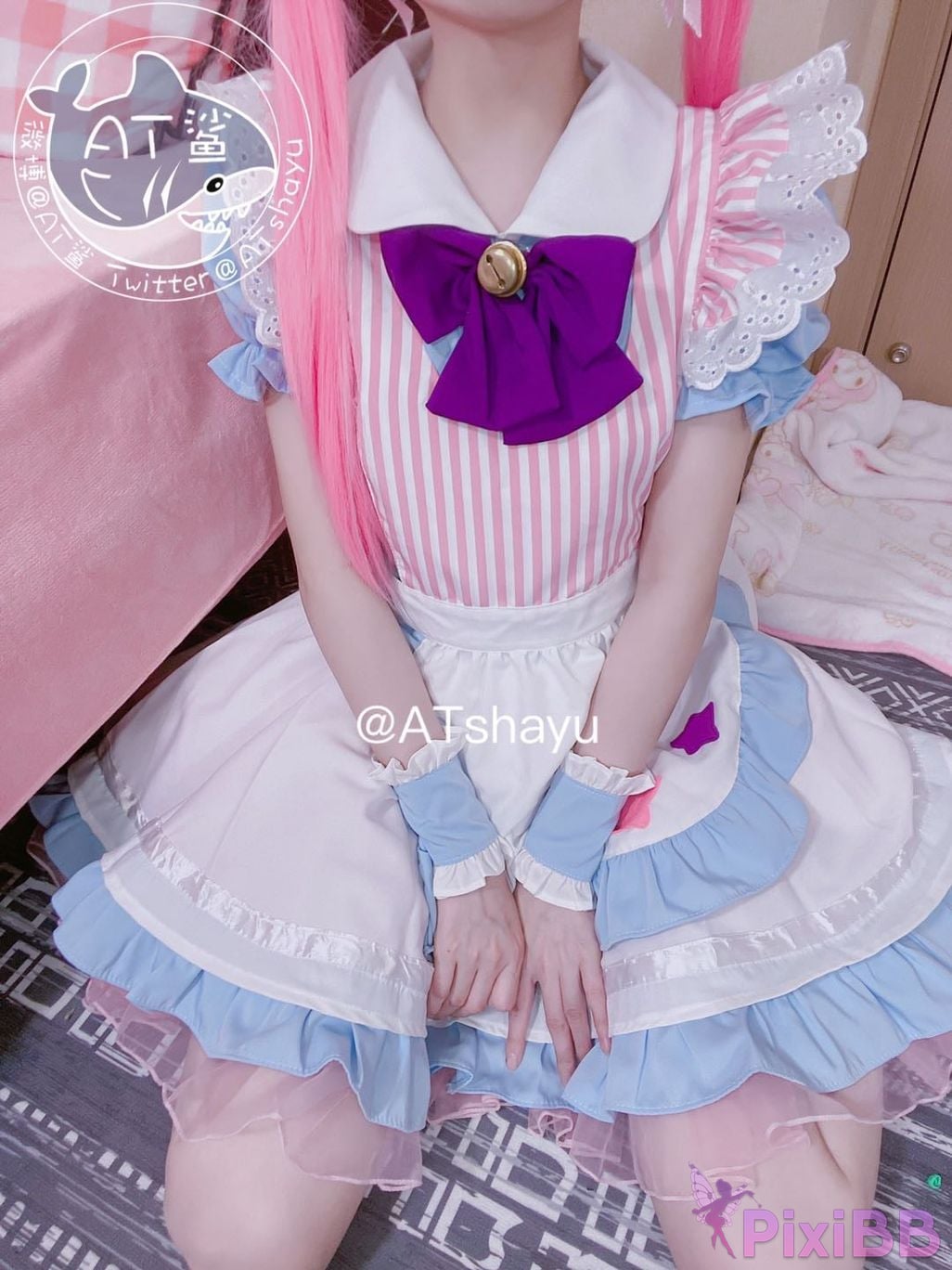 Coser AT PixiBB.COM 020