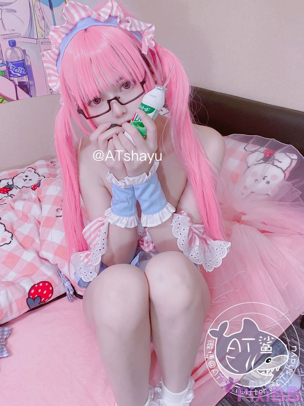 Coser AT PixiBB.COM 036