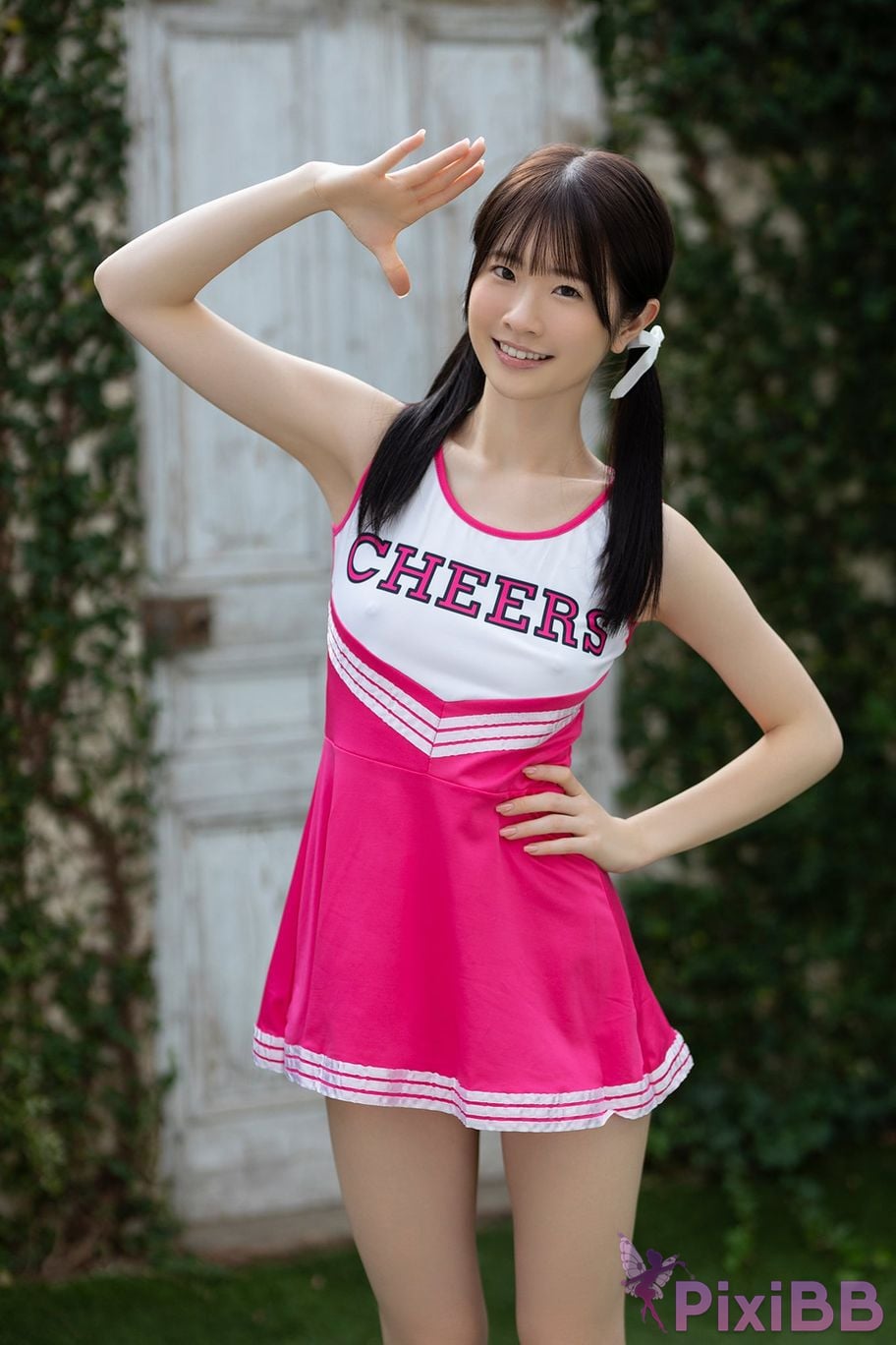 Japanese Idol Emika Shirakami Sakka FRIDAY digital photo book Takane no Hana PixiBB.COM 043