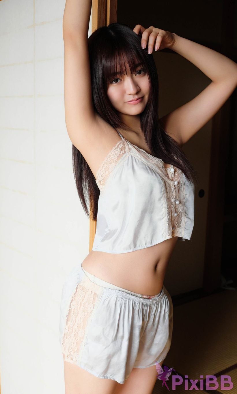 Japanese Idol Toyoda Runa Toyota Luna Digital only in the middle of a dream weekly play PHOTO BOOK PixiBB.COM 031