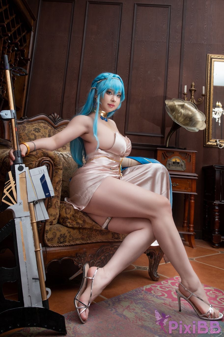 Cosplayer Pipi Nai is so cute Nikke goddess of victory Helen dress PixiBB.COM 028