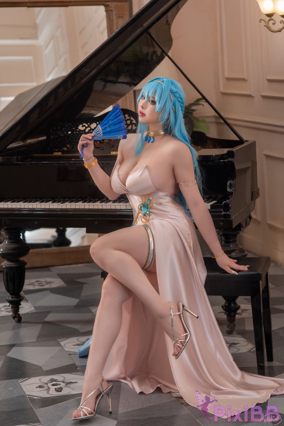 Cosplayer Pipi Nai is so cute Nikke goddess of victory Helen dress PixiBB.COM 049