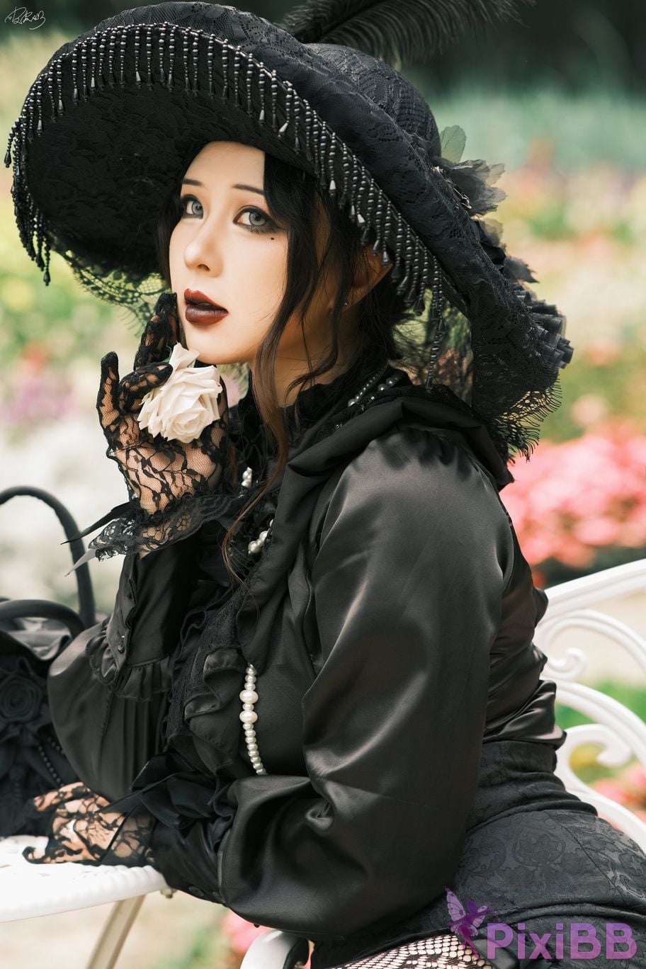 Cosplayer Pipi Nai is so cute gothic widow PixiBB.COM 034