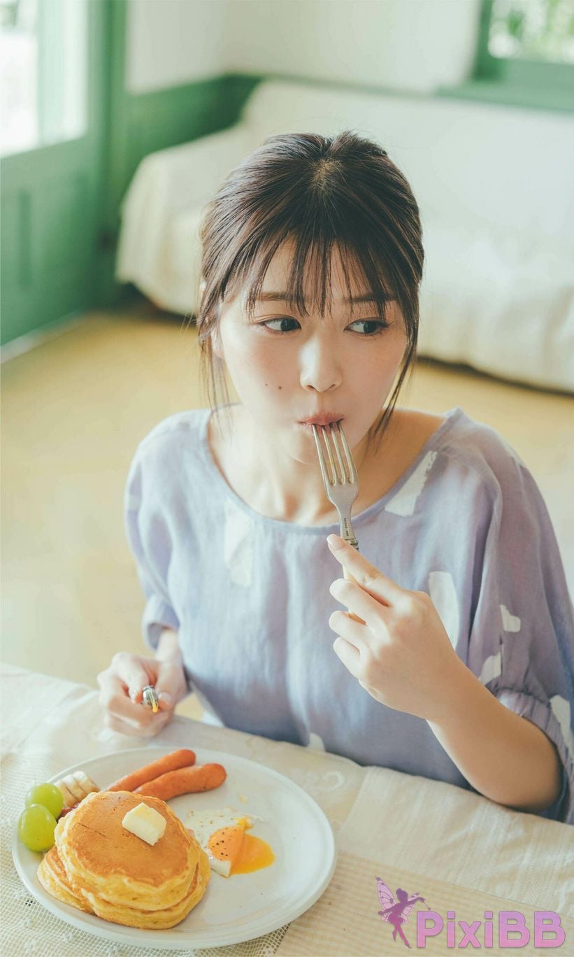 Japanese Idol Yuzuha Saeki Digital only weekly play PHOTO BOOK I want to hug you PixiBB.COM 006