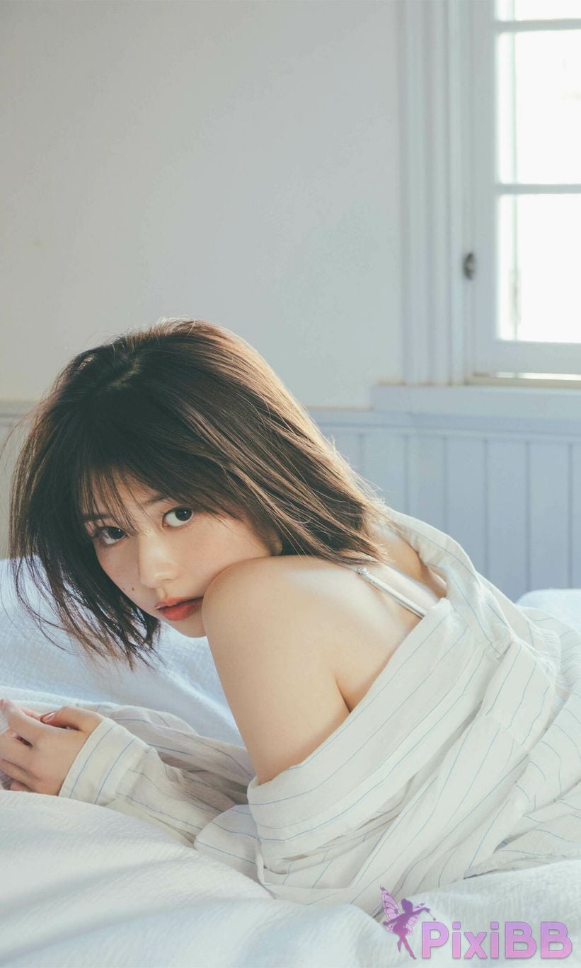 Japanese Idol Yuzuha Saeki Digital only weekly play PHOTO BOOK I want to hug you PixiBB.COM 044