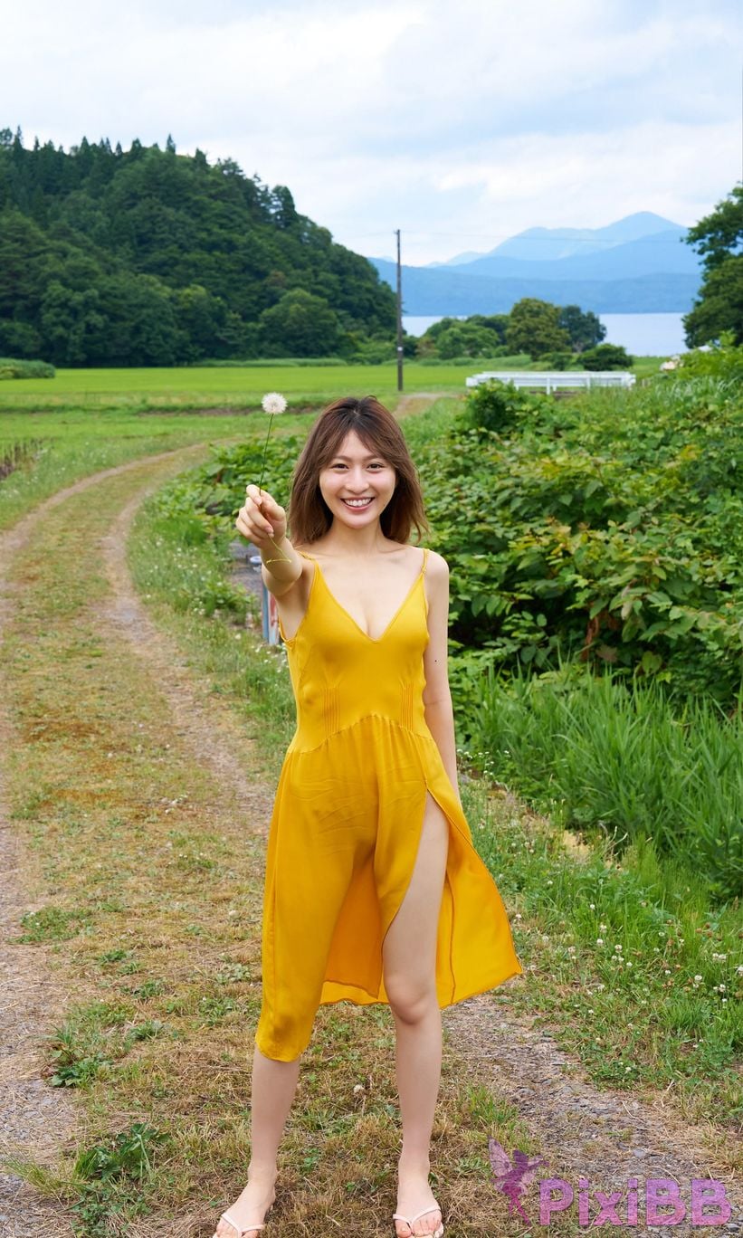 Japanese Idol Nozomi Miyabe large increase those beautiful legs Out of specification weekly play PHOTO BOOK PixiBB.COM 045