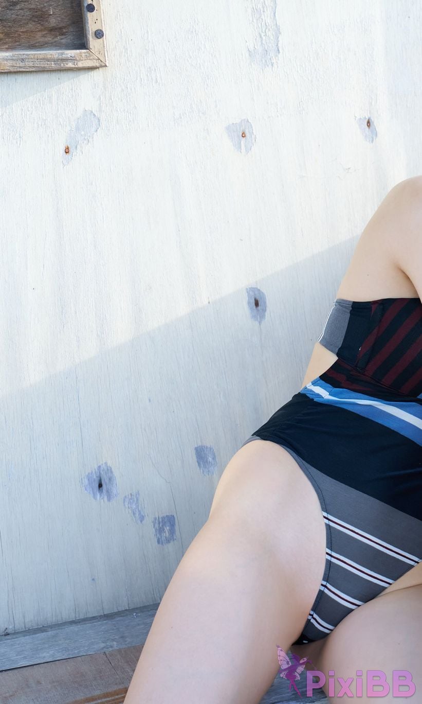 Japanese Idol Nozomi Miyabe large increase those beautiful legs Out of specification weekly play PHOTO BOOK PixiBB.COM 074