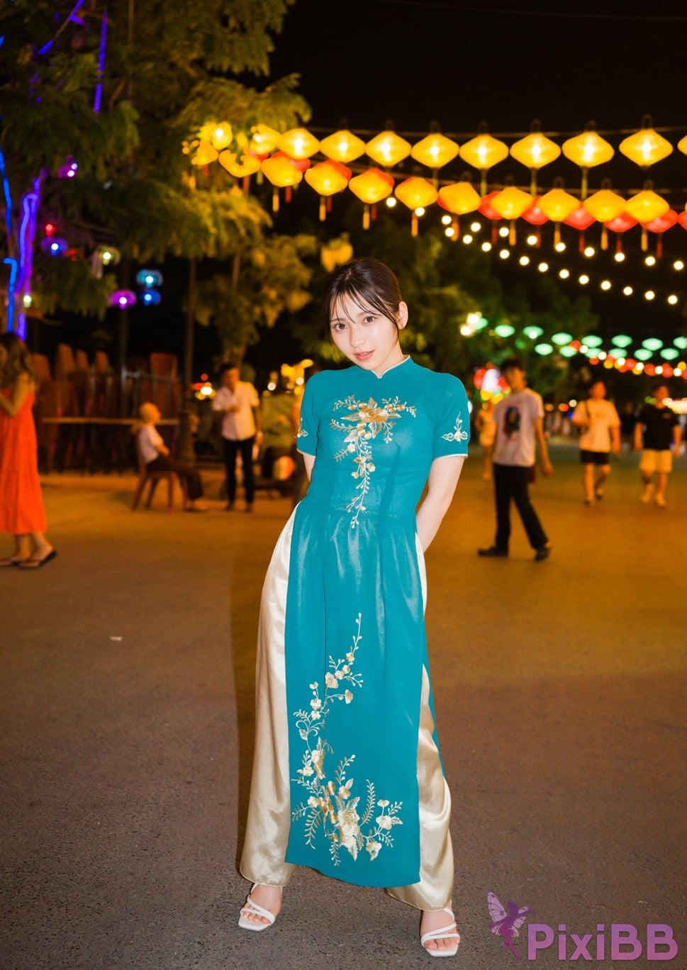 Japanese Idol TOOMI Jumi Digital only YJ PHOTO BOOK Continued Pomi Anywhere train Vietnam edition PixiBB.COM 039