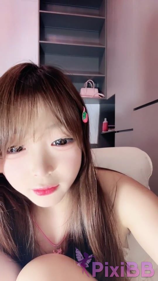 OtherXXX short tailed cat Busty school girl Pay room show PixiBB.COM 031