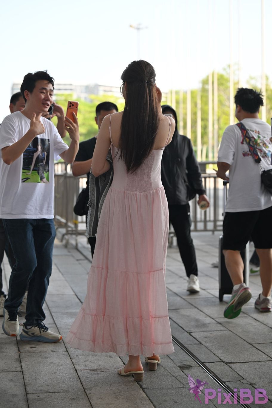 Featured Street Photography Works No.5998 Chunxiao slippers for beautiful feet PixiBB.COM 089