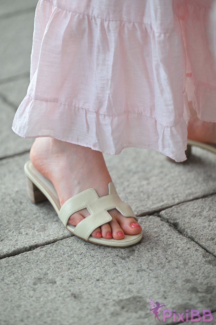 Featured Street Photography Works No.5998 Chunxiao slippers for beautiful feet PixiBB.COM 103