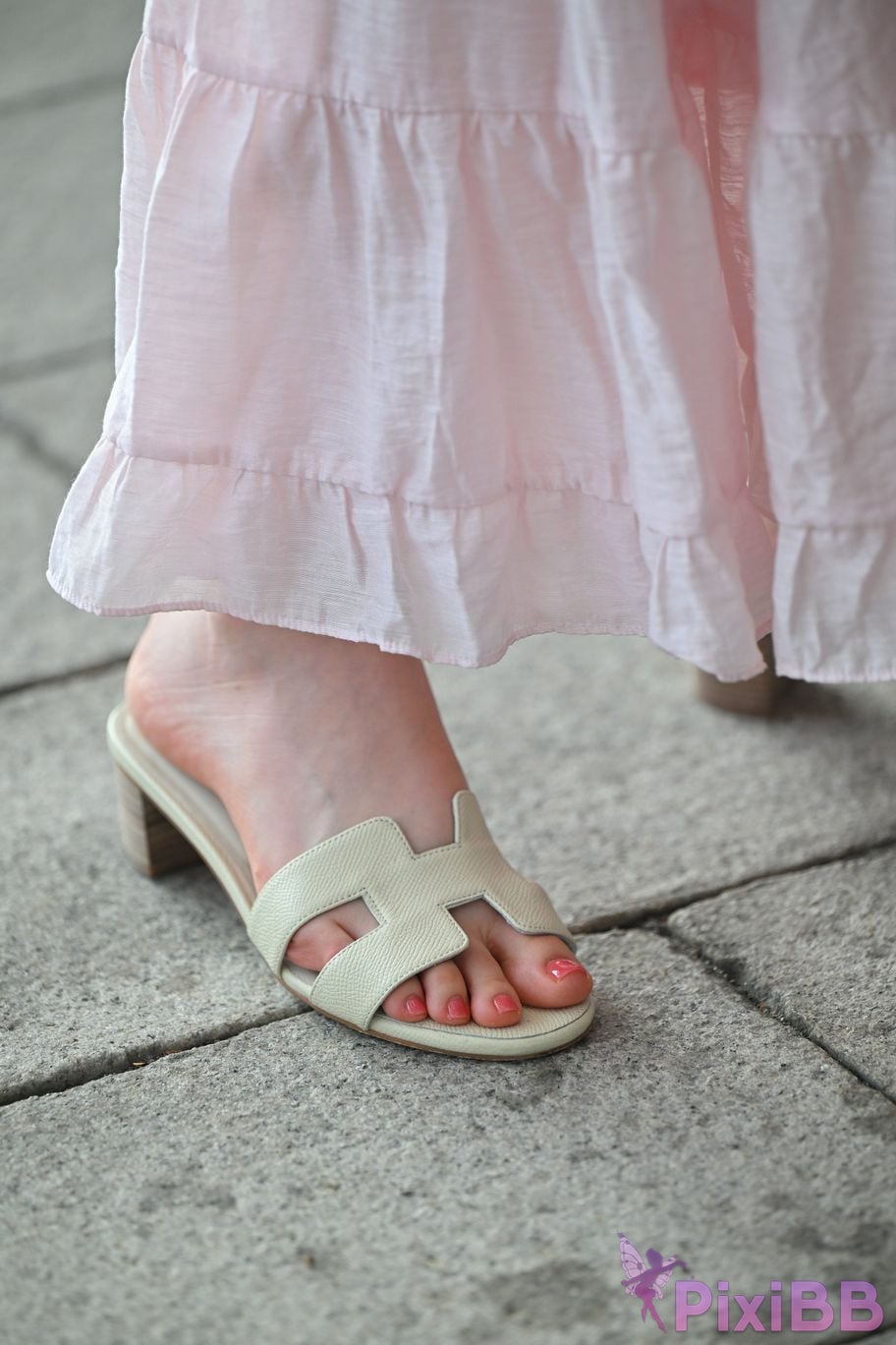 Featured Street Photography Works No.5998 Chunxiao slippers for beautiful feet PixiBB.COM 107