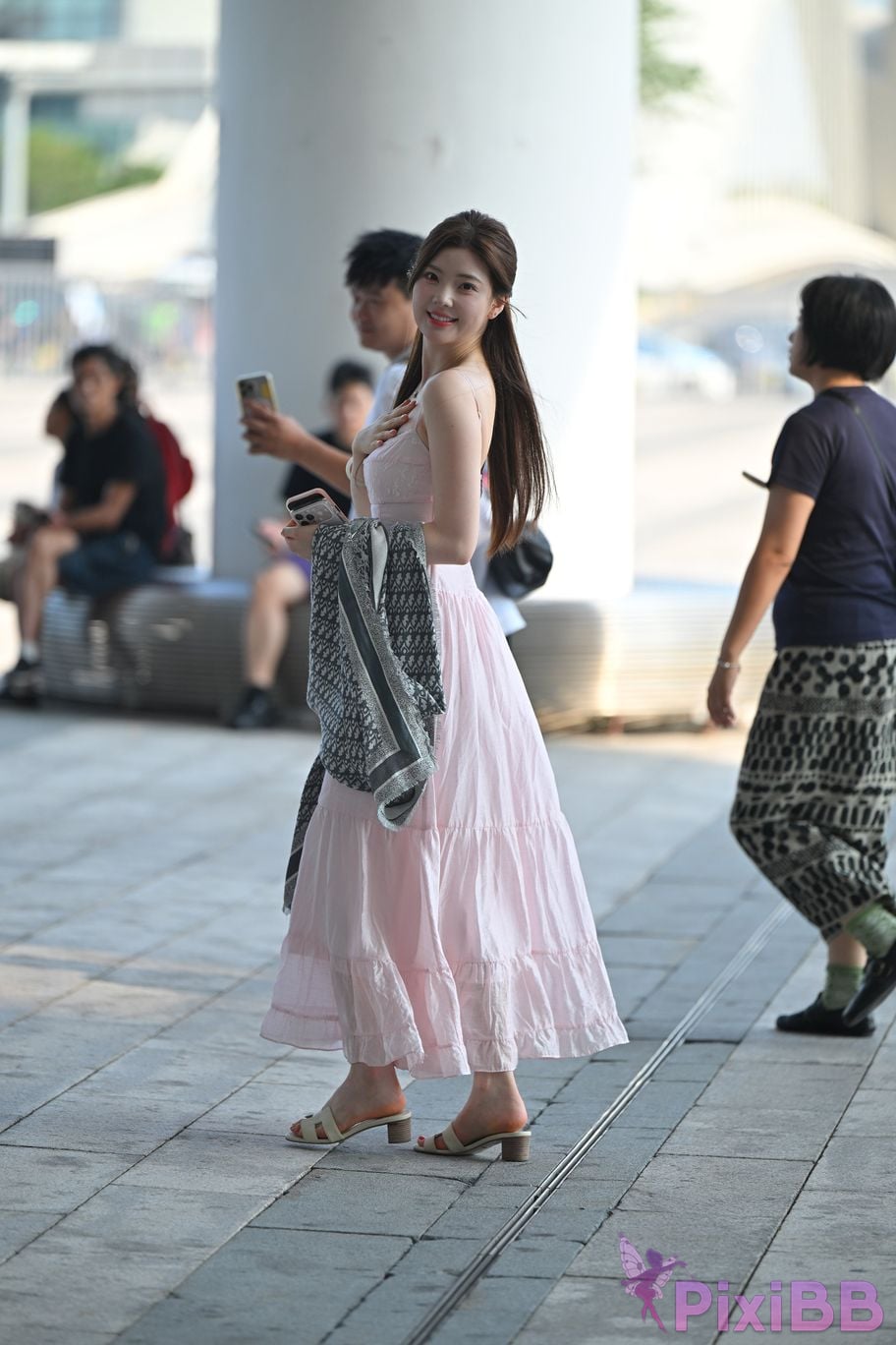 Featured Street Photography Works No.5998 Chunxiao slippers for beautiful feet PixiBB.COM 139