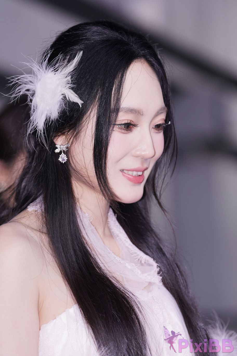Featured Street Photography Works No.6000 goddess in white dress YU Bai PixiBB.COM 009