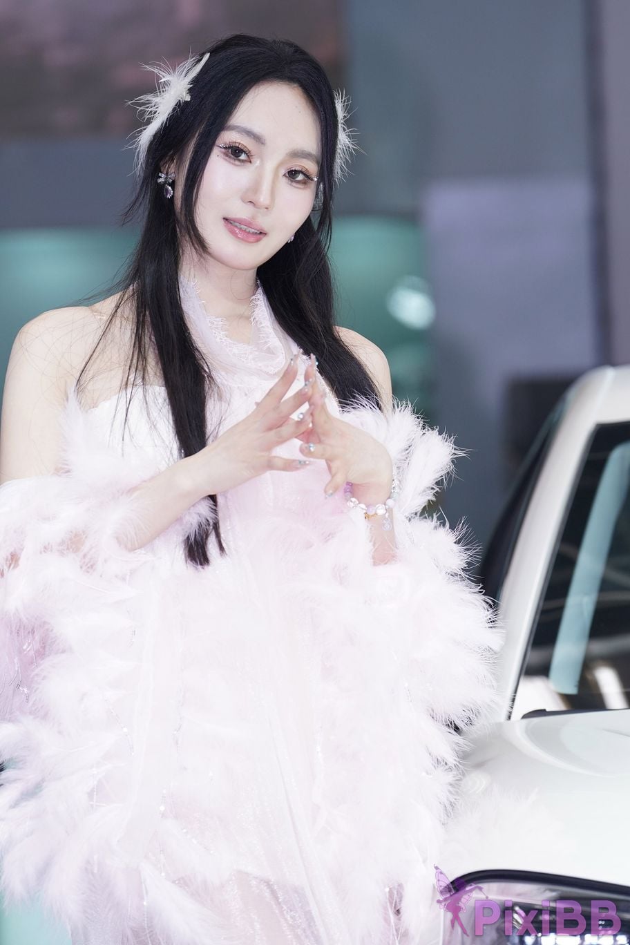 Featured Street Photography Works No.6000 goddess in white dress YU Bai PixiBB.COM 121