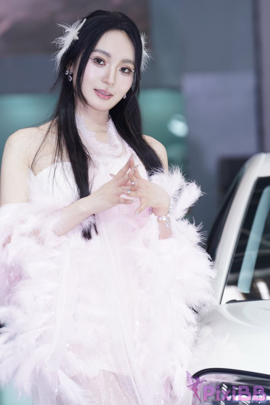 Featured Street Photography Works No.6000 goddess in white dress YU Bai PixiBB.COM 122