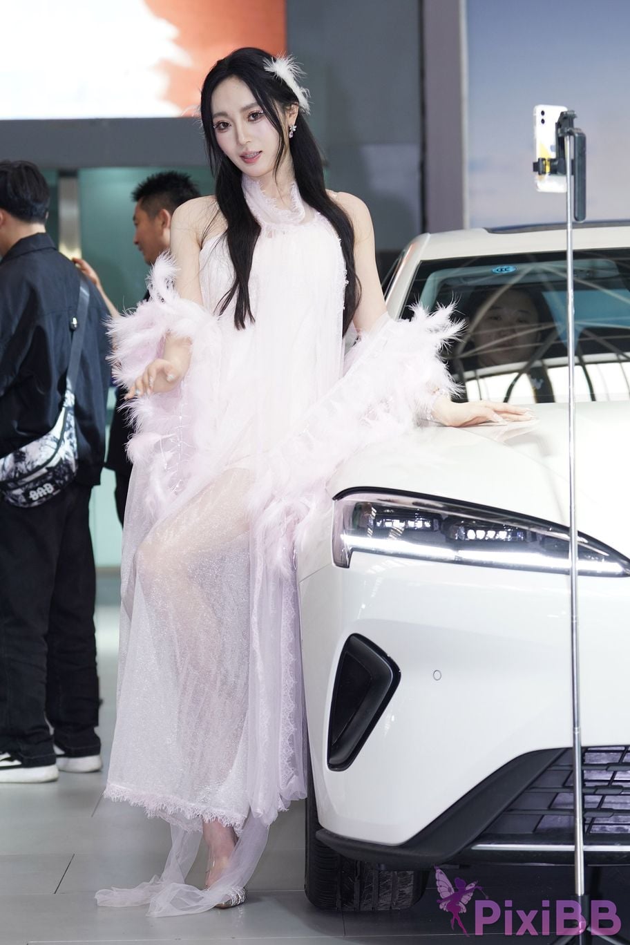 Featured Street Photography Works No.6000 goddess in white dress YU Bai PixiBB.COM 140