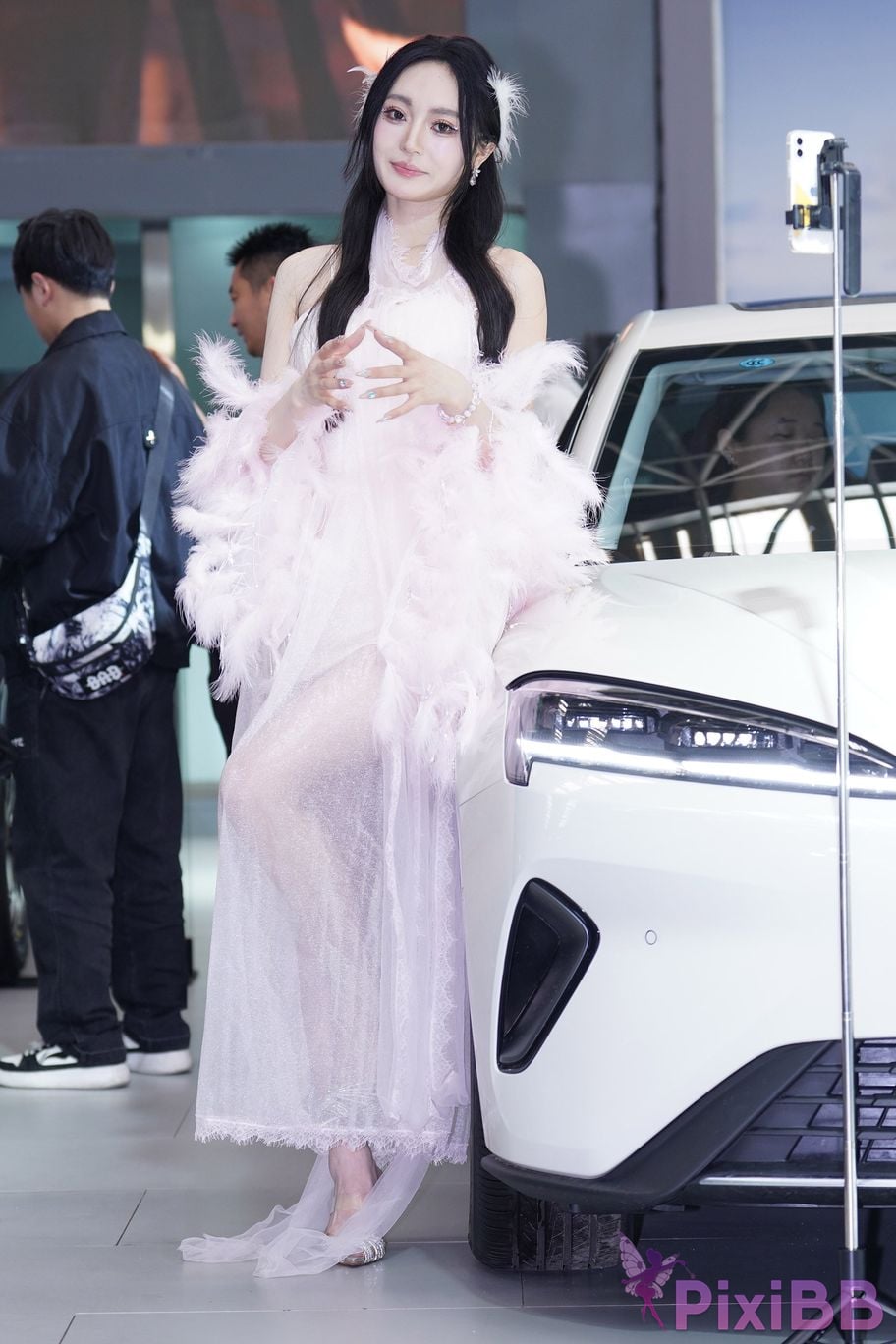 Featured Street Photography Works No.6000 goddess in white dress YU Bai PixiBB.COM 143