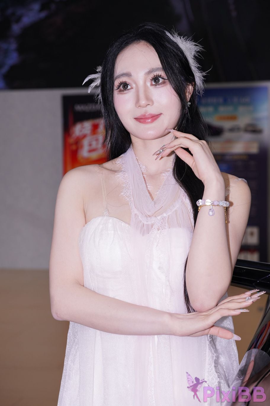 Featured Street Photography Works No.6000 goddess in white dress YU Bai PixiBB.COM 171