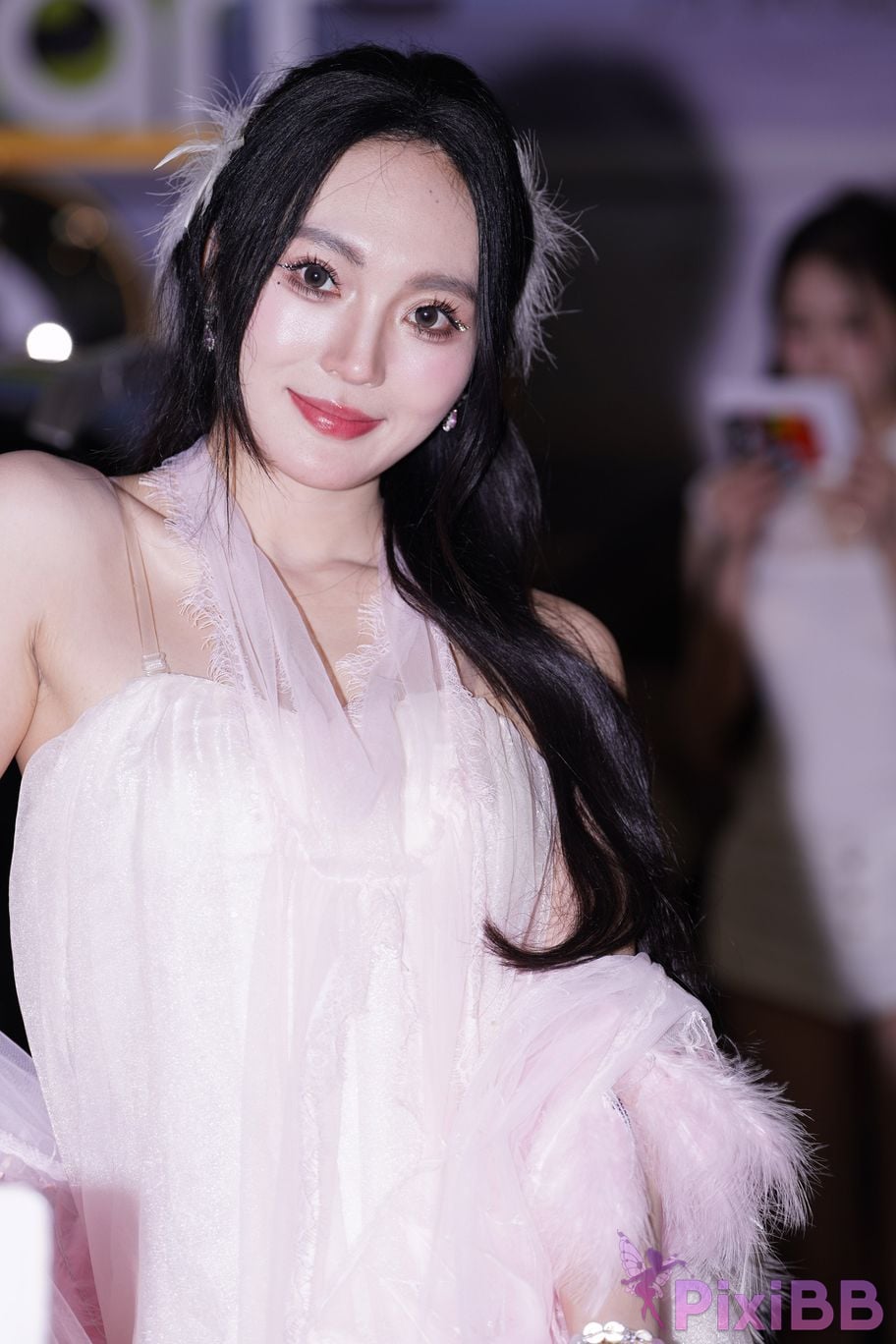 Featured Street Photography Works No.6000 goddess in white dress YU Bai PixiBB.COM 246