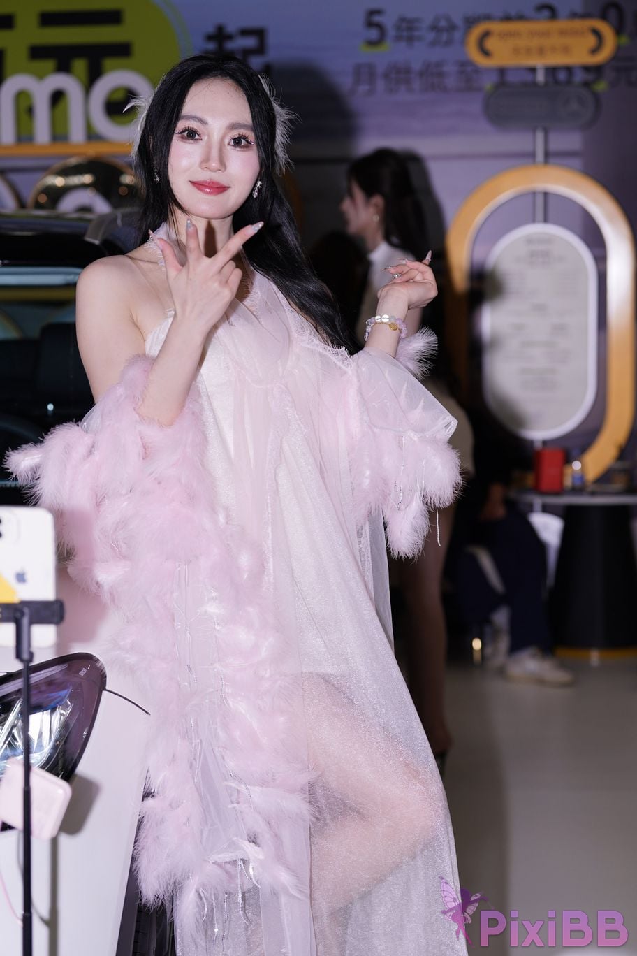 Featured Street Photography Works No.6000 goddess in white dress YU Bai PixiBB.COM 259