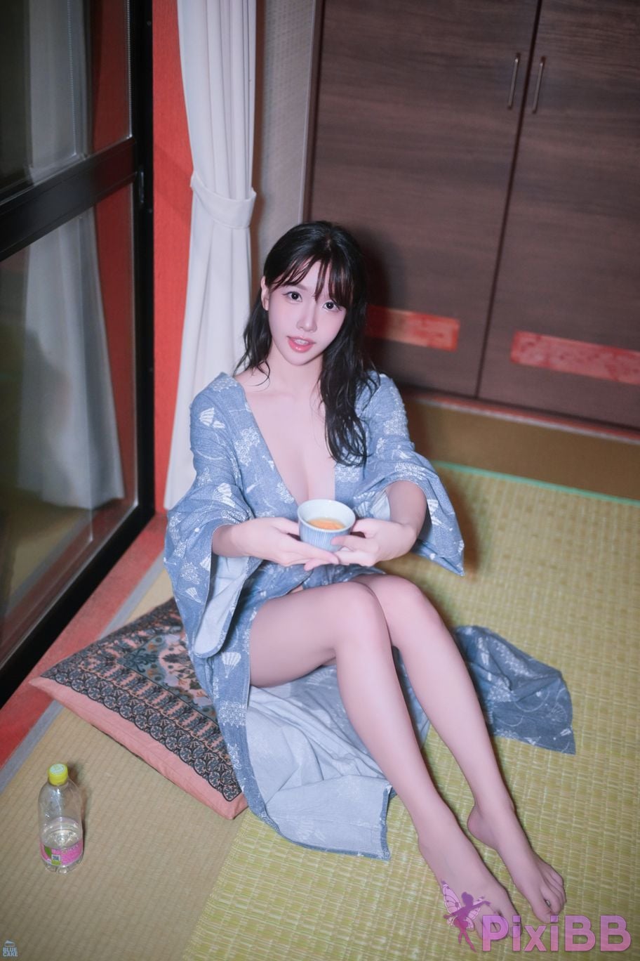 BLUECAKE Lee Ahrin KIMONO PixiBB.COM 268