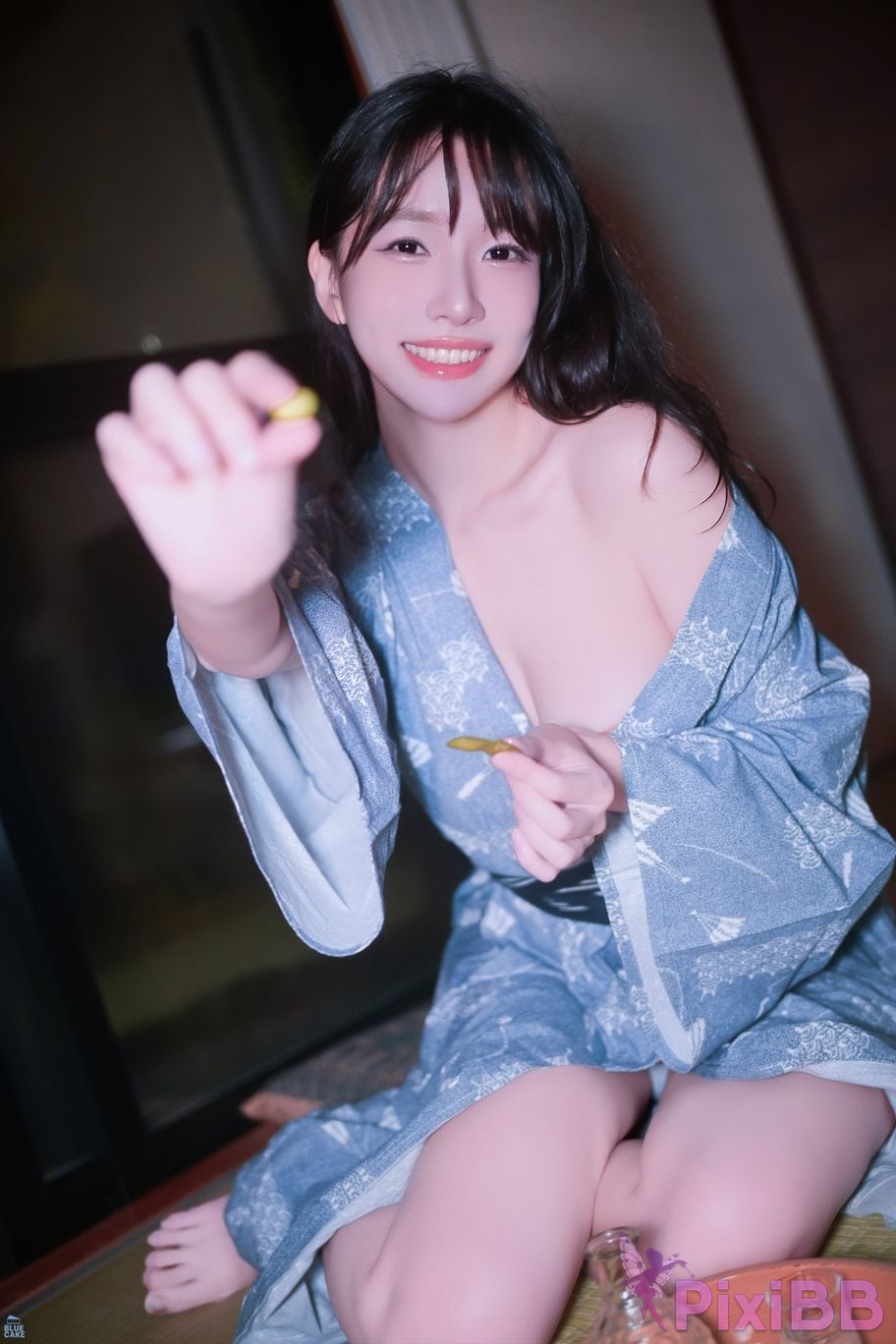 BLUECAKE Lee Ahrin KIMONO PixiBB.COM 289