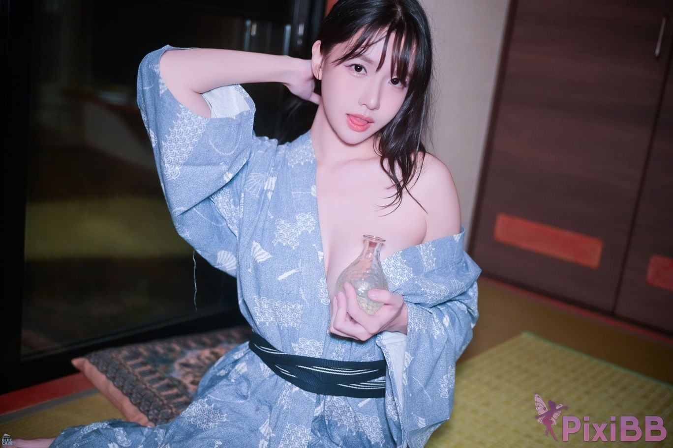 BLUECAKE Lee Ahrin KIMONO PixiBB.COM 302