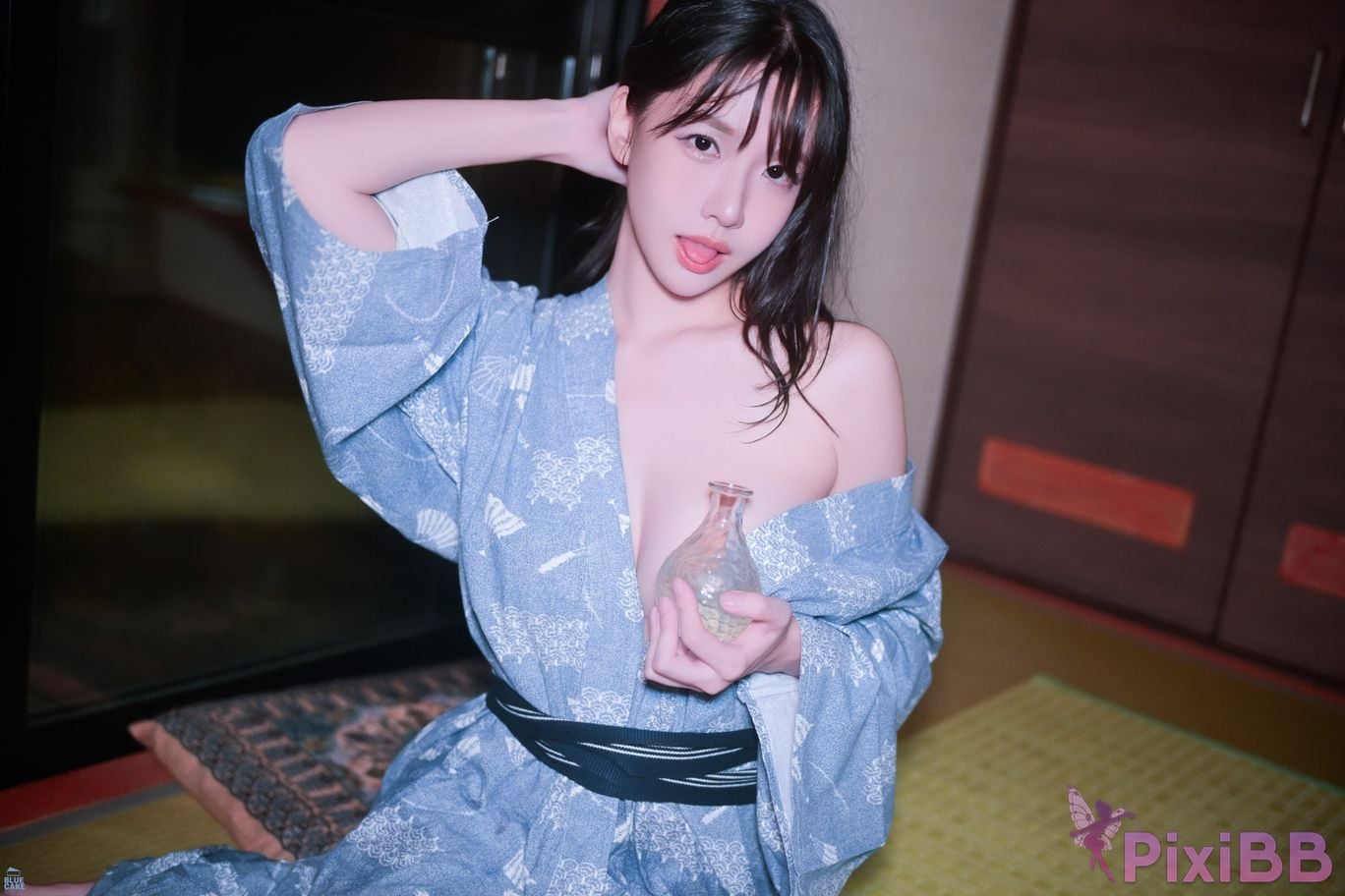 BLUECAKE Lee Ahrin KIMONO PixiBB.COM 385