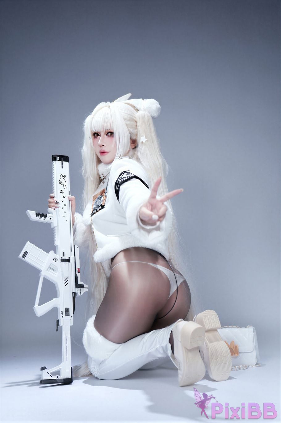 Cosplayer Half son Nikke goddess of victory Blanche lucky express PixiBB.COM 002