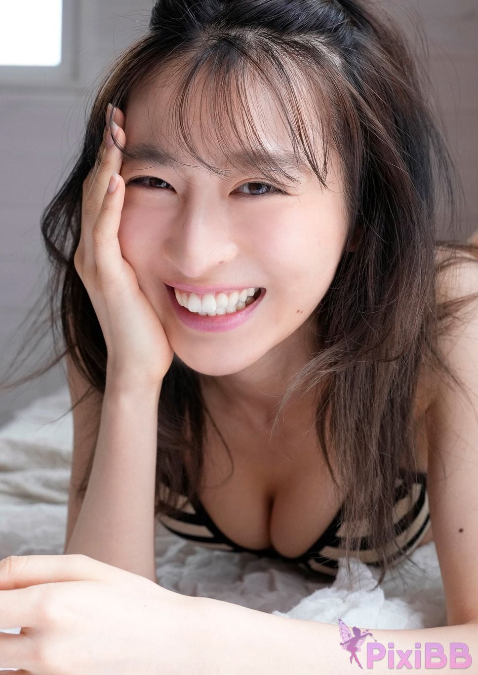 Japanese Idol Nozomi Miyabe Sparkling body line Spisan gravure photo book PixiBB.COM 030