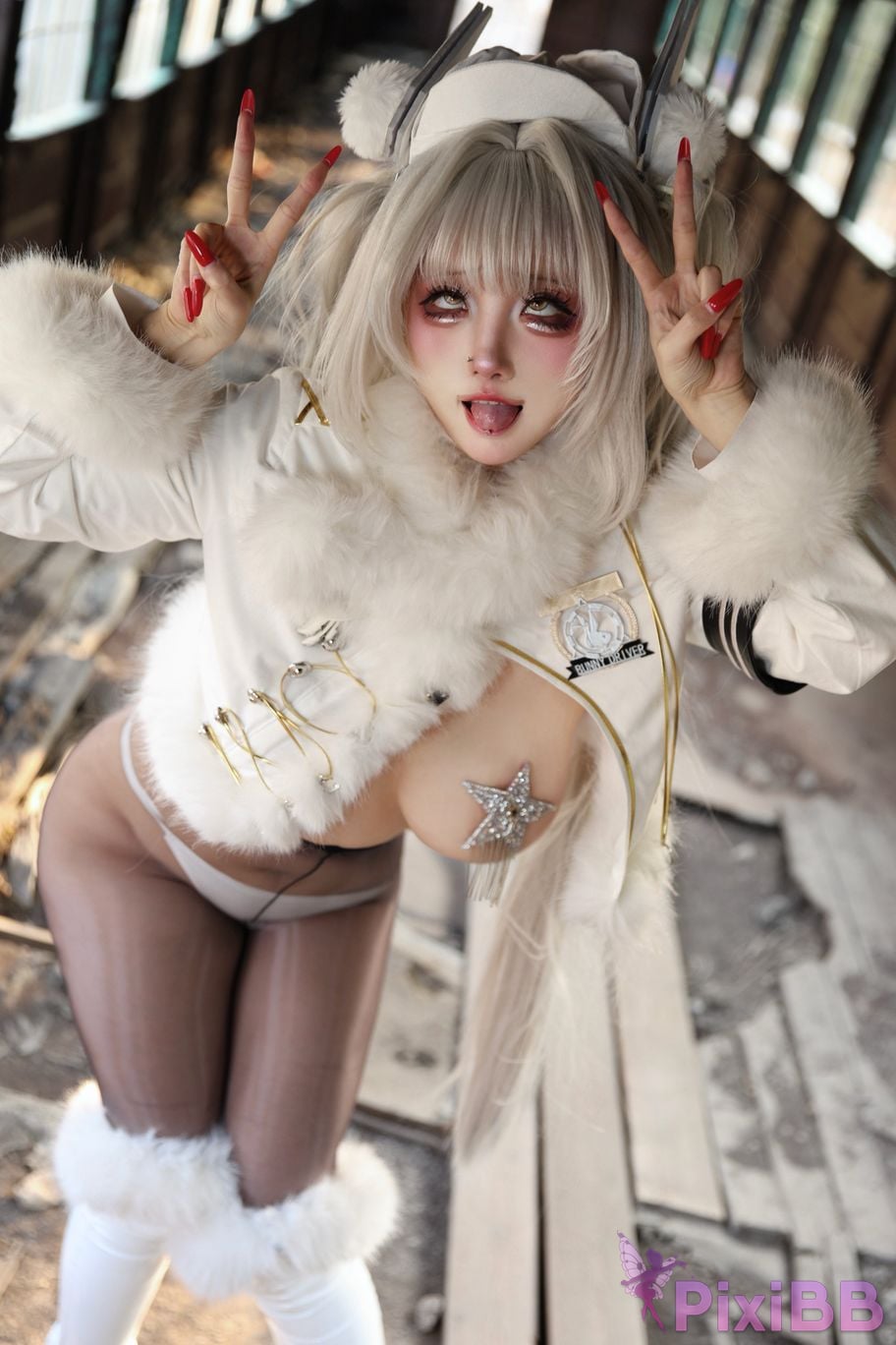 Cosplayer soso swish white rabbit train outdoor PixiBB.COM 045.JPG