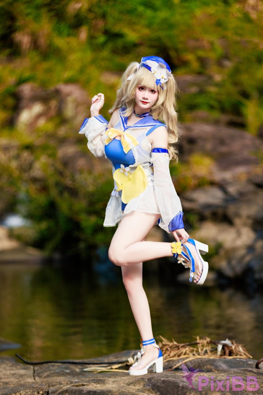 Cosplayer A Xuexue barbara swimsuit PixiBB.COM 005