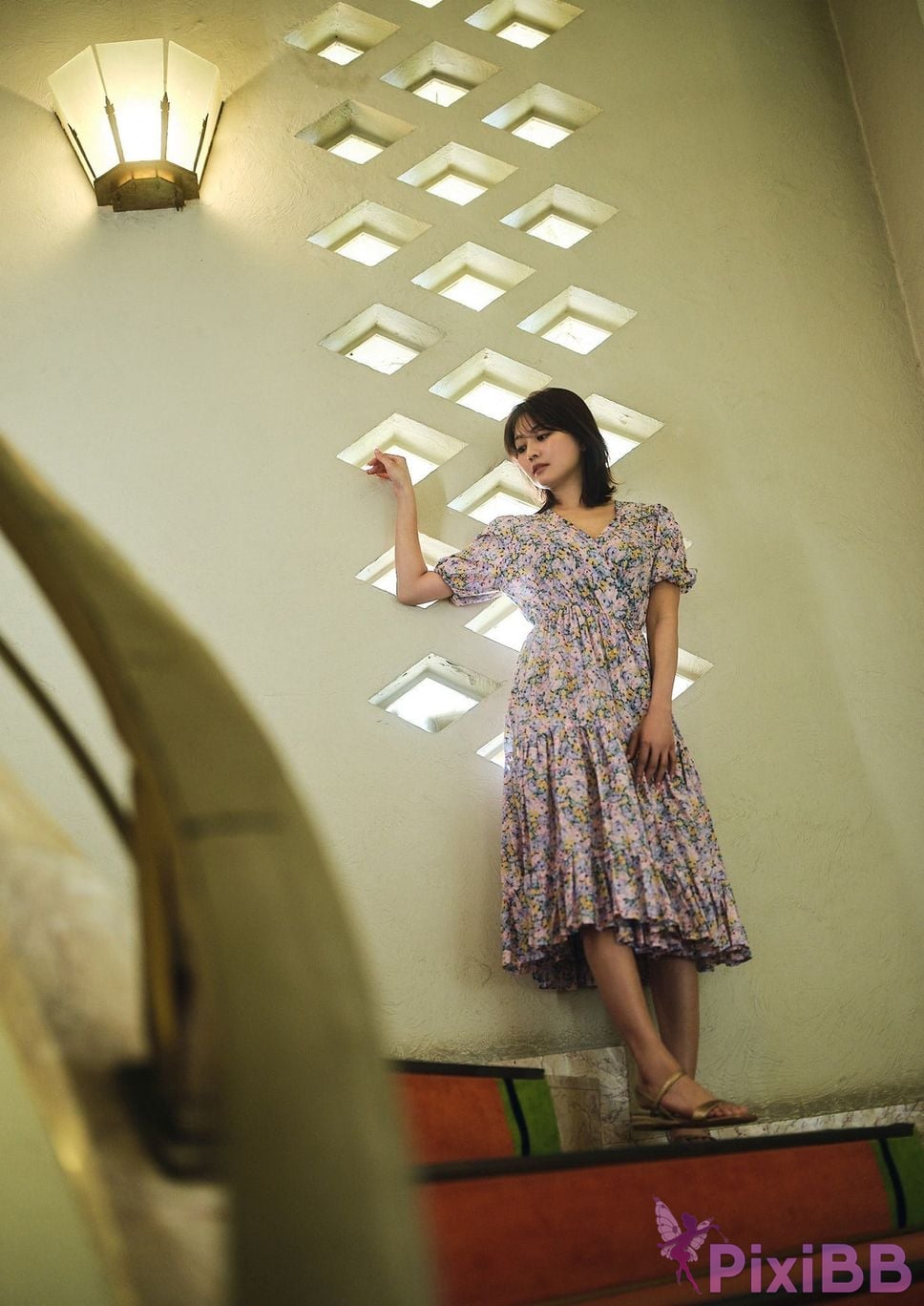 Japanese Idol Yume Hayashi large increase 82 page floating experience Spisan gravure photo book PixiBB.COM 002