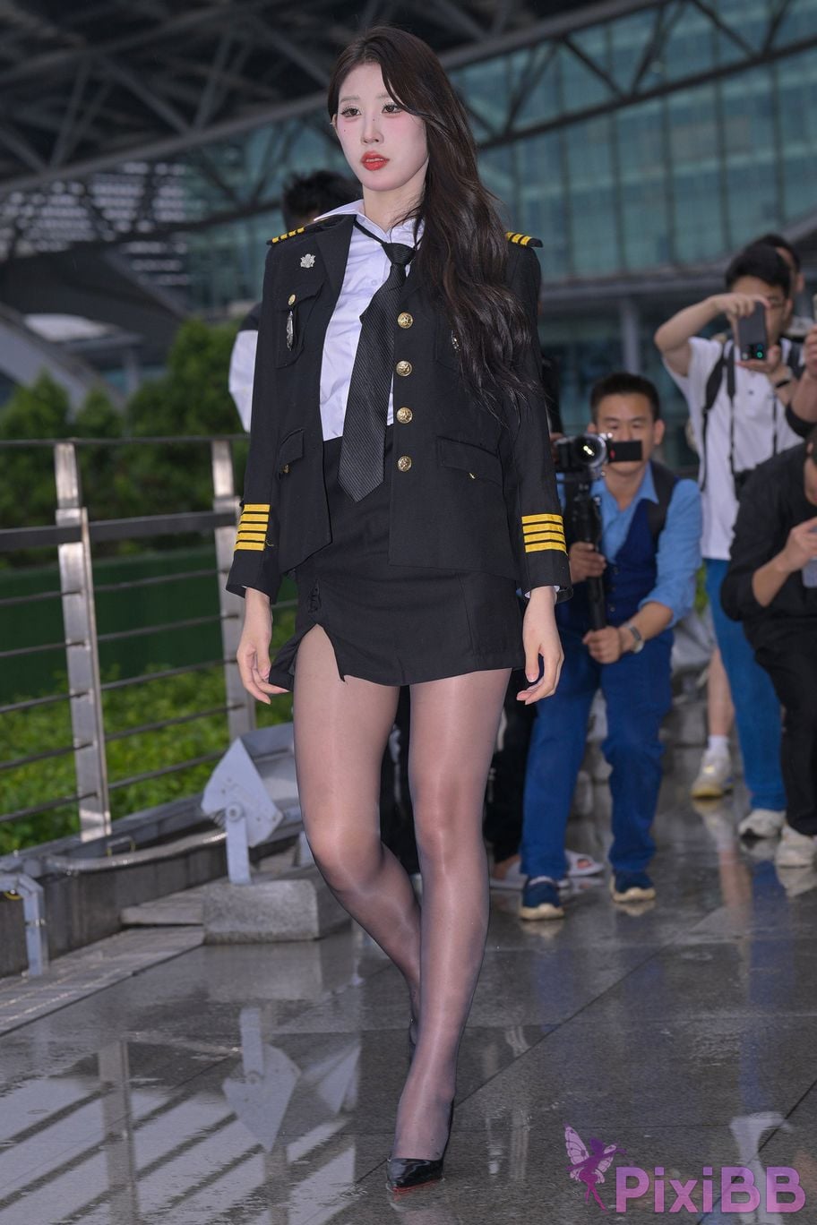 Featured Street Photography Works No.6007 uniform black stockings PixiBB.COM 001