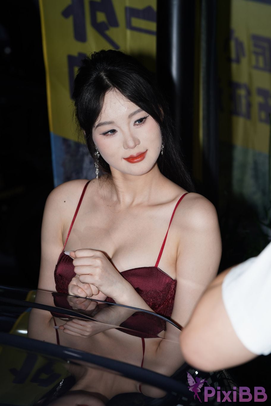 Featured Street Photography Works No.6010 Xiaoya in red dress PixiBB.COM 053