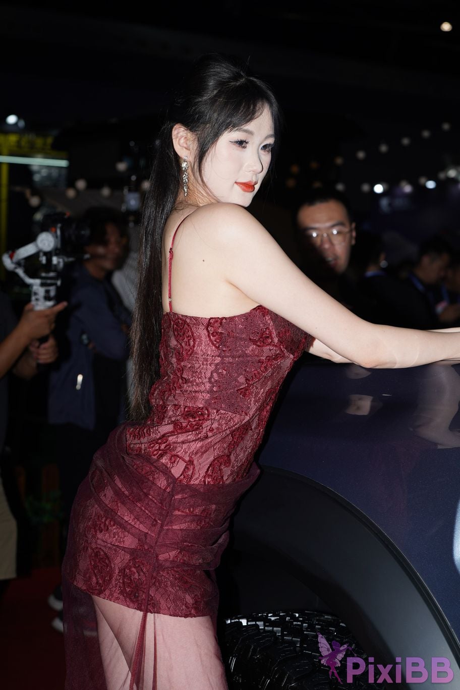 Featured Street Photography Works No.6010 Xiaoya in red dress PixiBB.COM 123