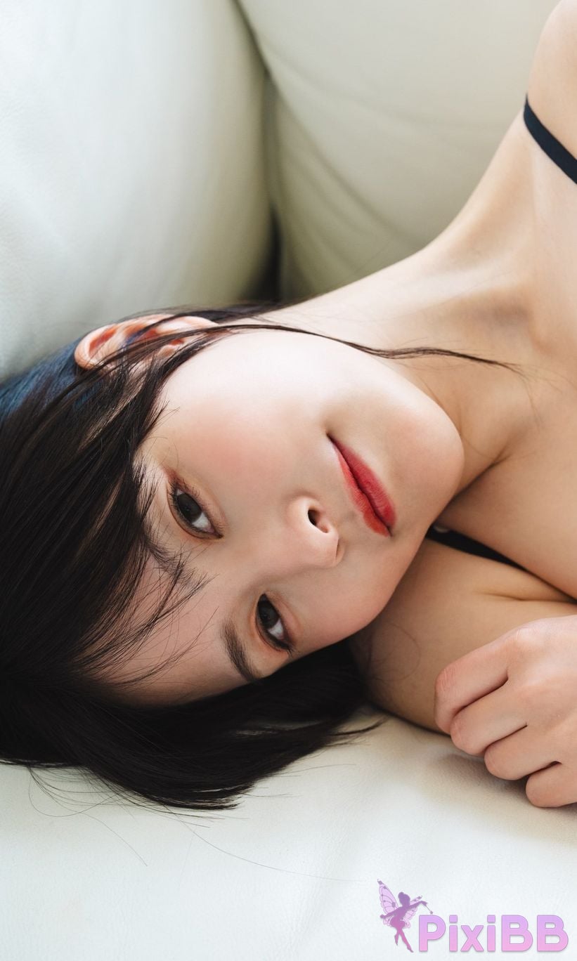 Japanese Idol Saki Kosaka Digital only Bloom in all its glory weekly play PHOTO BOOK PixiBB.COM 024